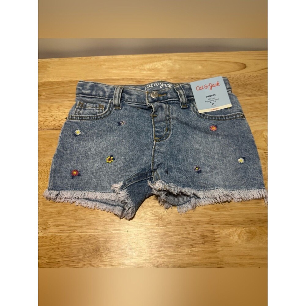 Cat & Jack Floral Toddler Girl 5T Denim Shorts Raw Hem Blue Embroidered Stretch
